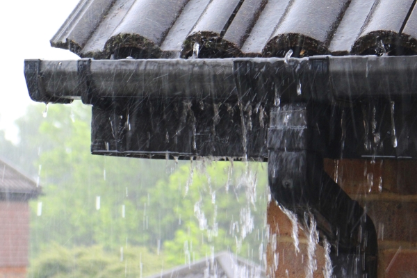Why Homeowners Prefer To Have Seamless Gutters In Home