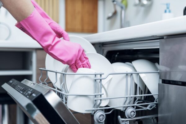 5 tips on how to prevent your dishwasher from broken
